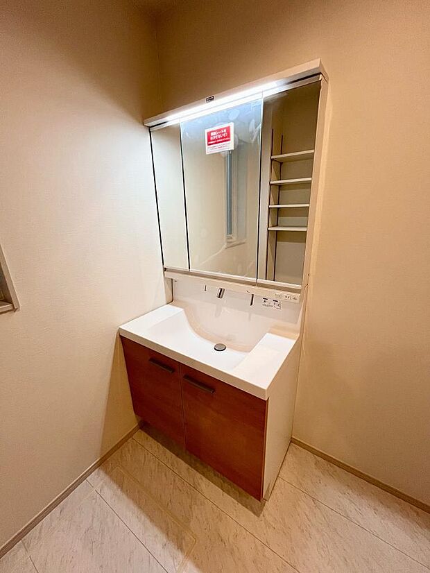 シャワー付き洗面化粧台