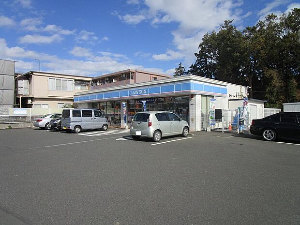 ローソン大和市上草柳5丁目店まで約315m