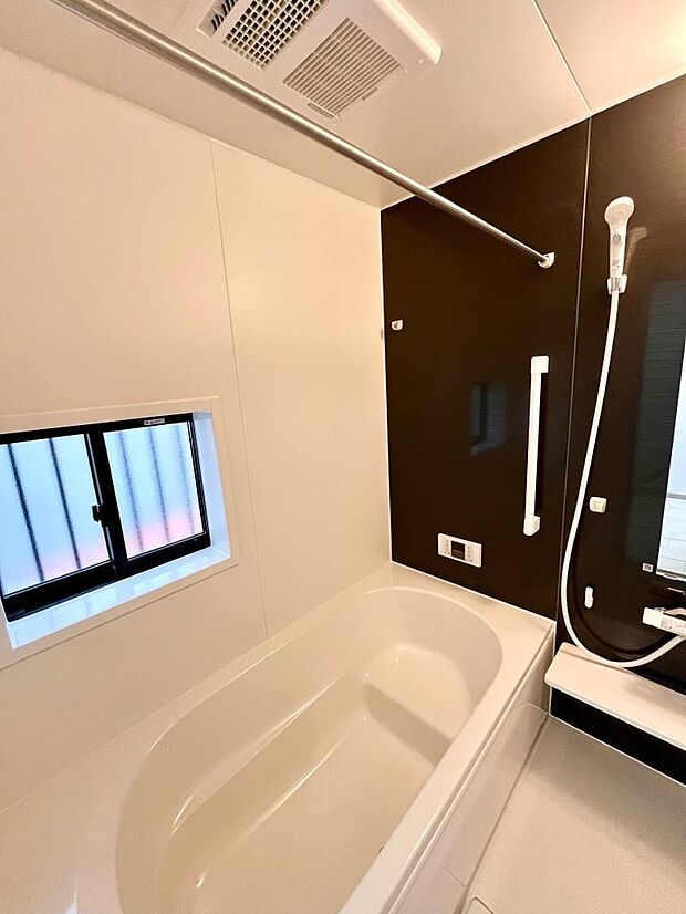 浴室暖房乾燥機付き