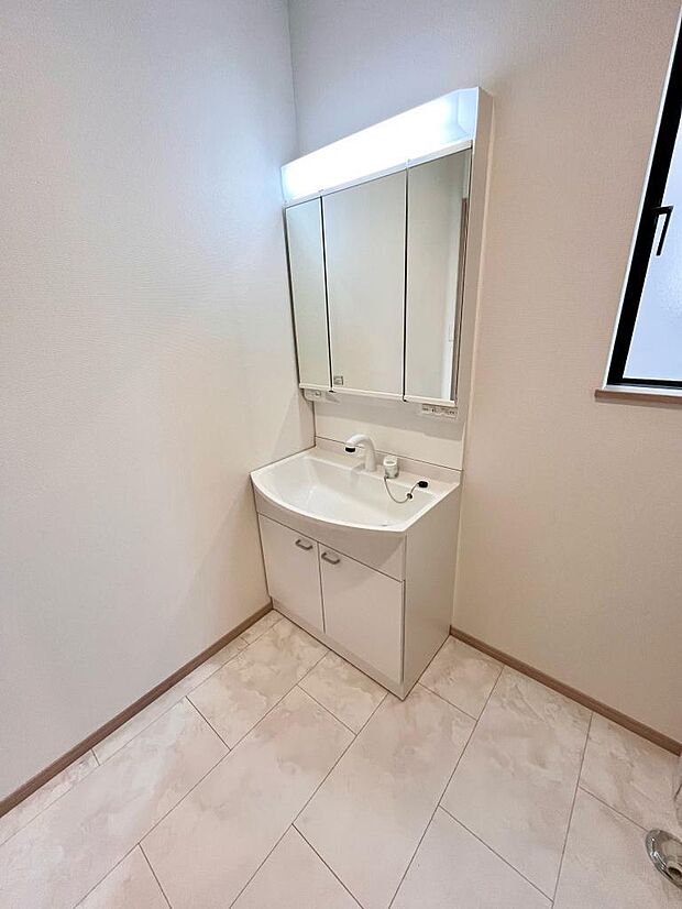 シャワー付き洗面化粧台