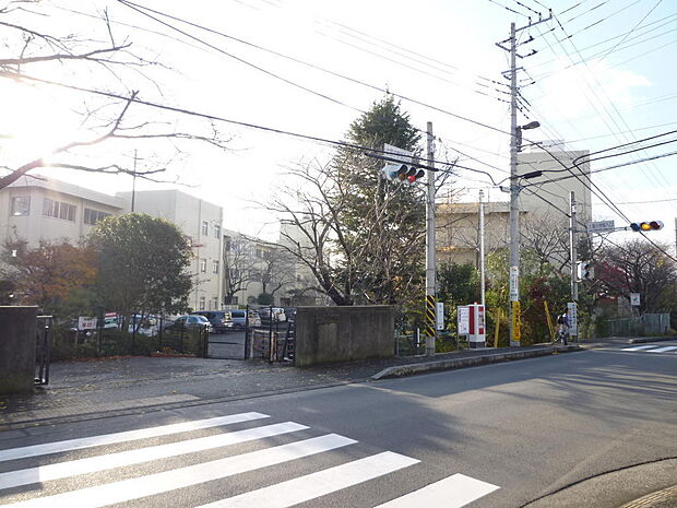 上星小学校まで約930m