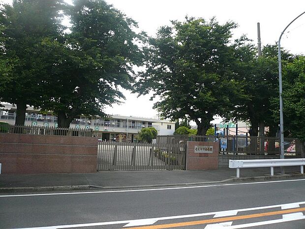 モミヤマ幼稚園まで約265m