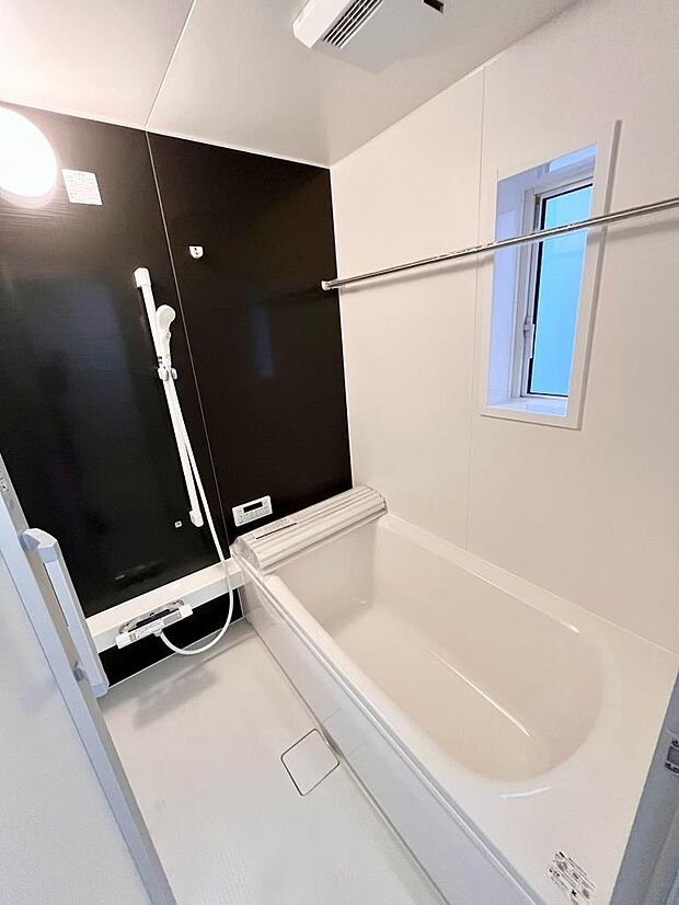 浴室換気乾燥暖房機付き