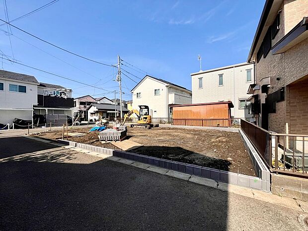 販売現地