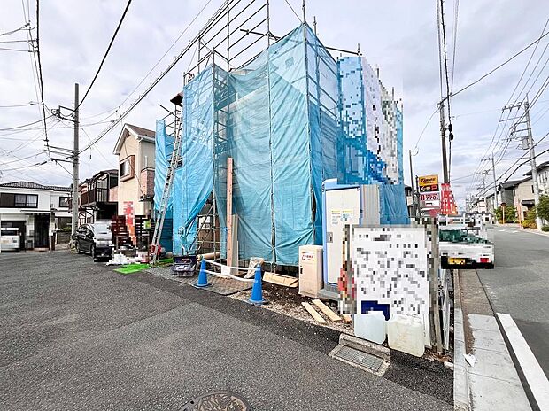 販売現地