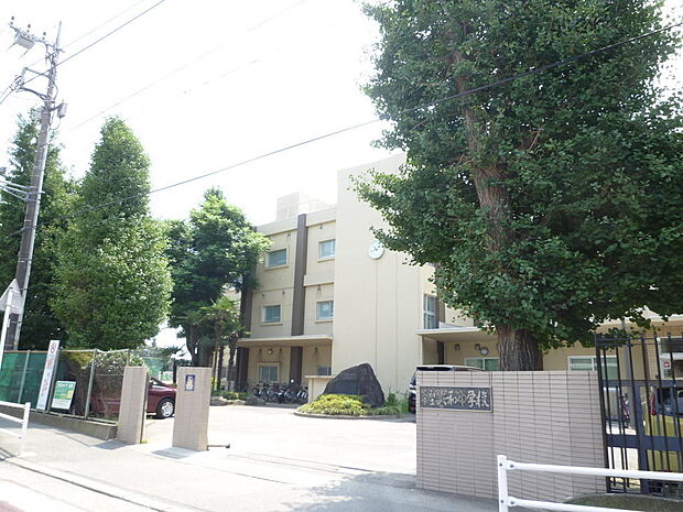 大和中学校まで約1085m