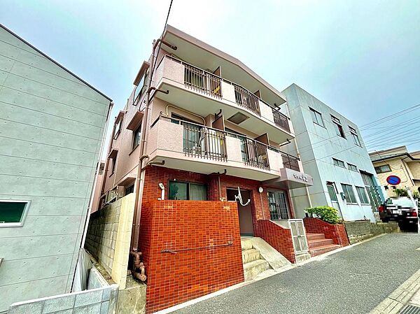 販売現地