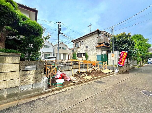 販売現地