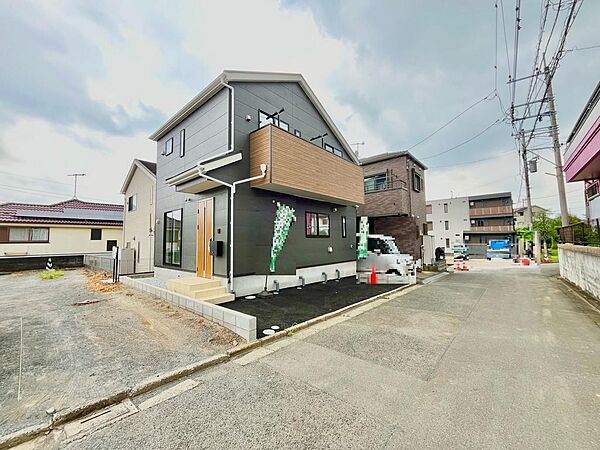 販売現地