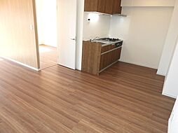 東京メトロ千代田線 北綾瀬駅 徒歩2分の賃貸マンション 4階2LDKのリビング/ダイニング