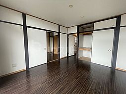 センチュリー・ハイツ 3階2DKのリビング/ダイニング