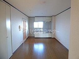 ドルフ綾瀬 1階2DKのリビング/ダイニング