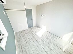 グランドパーク堀切 1階1Kのリビング/ダイニング