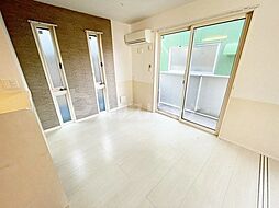 フローラ 2階1LDKのリビング/ダイニング