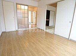 エクセルフラットIII 2階2DKのリビング/ダイニング