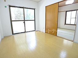 越ゴールデンフラット 1階3Kのリビング/ダイニング