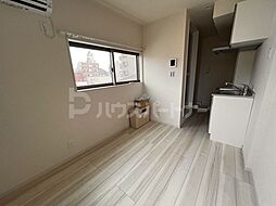 Cube Kanamachi V 208 2階ワンルームのリビング/ダイニング