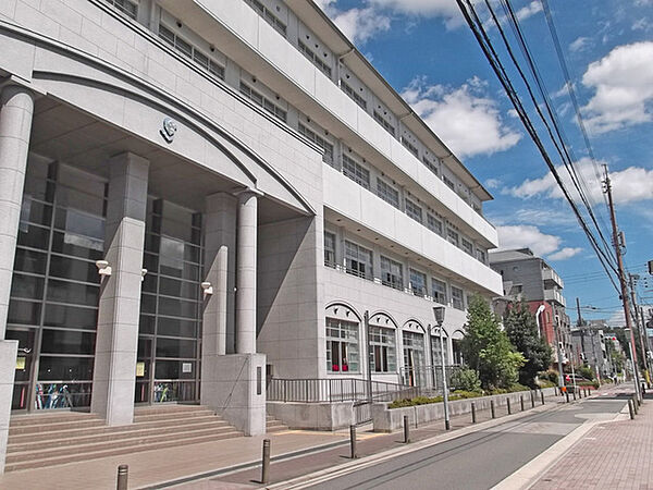 京都市立新町小学校