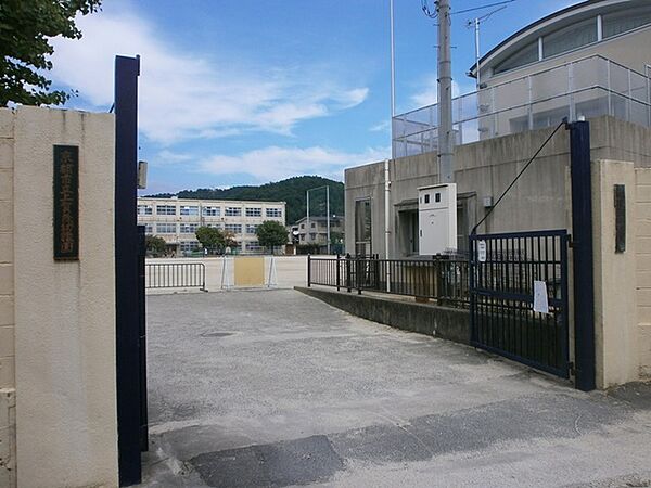 京都市立上賀茂小学校