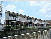 高槻市駅よりバス10分 徒歩1分 1階 築33年の賃貸物件