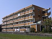 高槻駅より徒歩20分 2階 築33年の賃貸物件