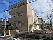高槻市駅より徒歩17分 3階 築8年8ヶ月の賃貸物件
