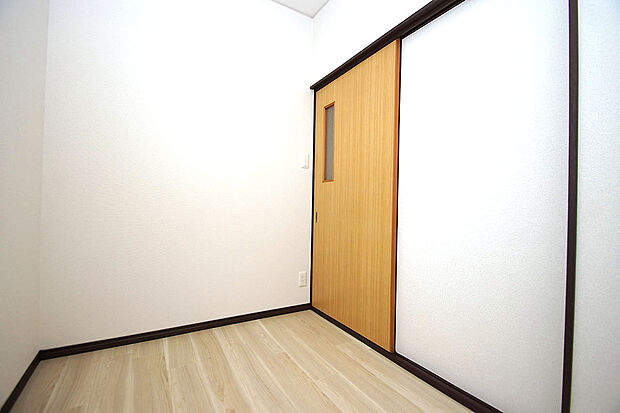 広々納戸は、収納スペースや作業スペースなど色々な用途に使えます。