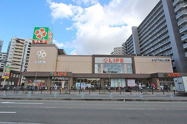【スーパー】ライフ堺駅前店まで690ｍ