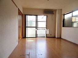 リズ松が丘 208 2階1Kのリビング/ダイニング