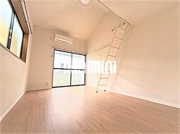 ファミールＡＲＡＩ 206 2階ワンルームのリビング/ダイニング