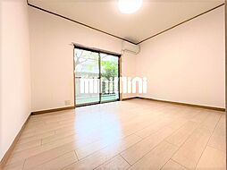 オルフェウス C 1階1Kのリビング/ダイニング