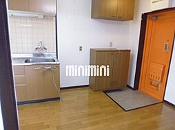 遠藤マンション 201 2階2DKのリビング/ダイニング