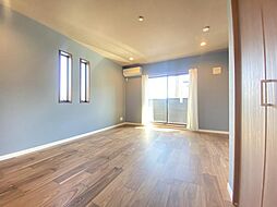 Parkside Plumeria 2階1LDKのリビング/ダイニング