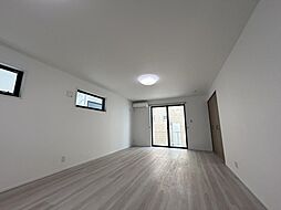 鷺宮6丁目グリーンタウンPartII 1階4LDKのリビング/ダイニング