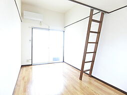 カーサ・フェリス 105 1階ワンルームのリビング/ダイニング