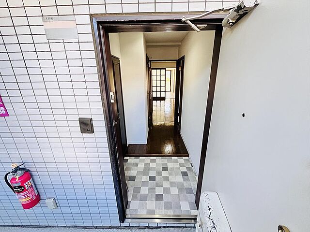 玄関