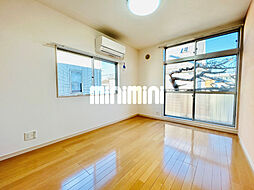 吉祥寺イースト 201 2階1Kのリビング/ダイニング