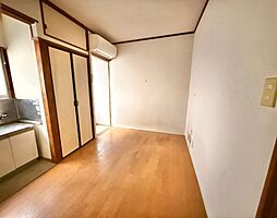 プラムハイツ 203 2階ワンルームのリビング/ダイニング