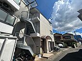京都市西京区桂西滝川町 3階建 築31年のイメージ