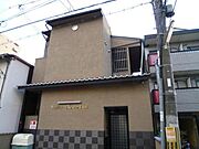 今出川駅より徒歩12分 1階 築16年3ヶ月の賃貸物件