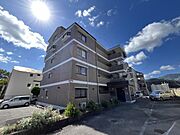 桂駅よりバス10分 徒歩4分 3階 築33年7ヶ月の賃貸物件