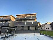 桂駅より徒歩15分 1階 新築の賃貸物件