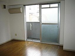 ドエル1号館 S・Y 3-B 3階1Kのリビング/ダイニング