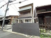 丹波橋駅より徒歩14分 2階 築4年10ヶ月の賃貸物件