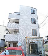 六地蔵駅より徒歩3分 3階 築37年9ヶ月の賃貸物件