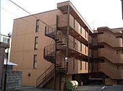 円町駅より徒歩10分 4階 築42年の賃貸物件