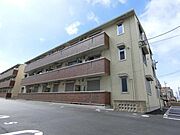 伏見駅より徒歩19分 1階 築8年9ヶ月の賃貸物件