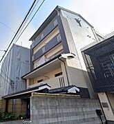 烏丸御池駅より徒歩10分 1階 築17年1ヶ月の賃貸物件