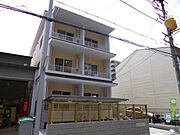 今出川駅より徒歩9分 築12年1ヶ月 3階建の賃貸物件