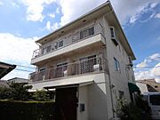 二条駅より徒歩11分 3階 築40年の賃貸物件